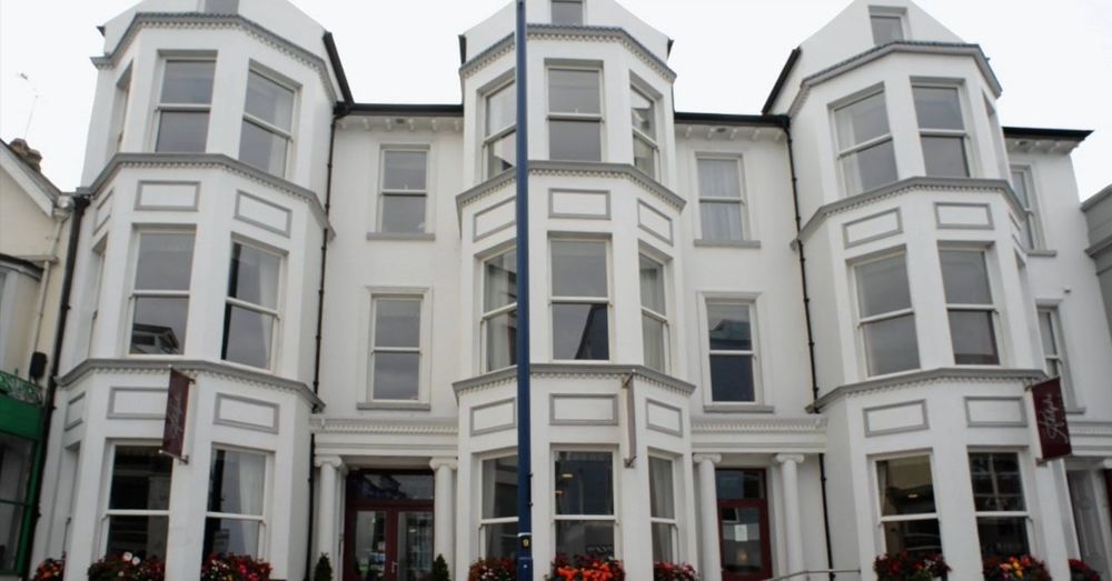 Portrush Adelphi Ξενοδοχείο Εξωτερικό φωτογραφία The former home of the school, 1–3 St. Mary's Square, Brighton