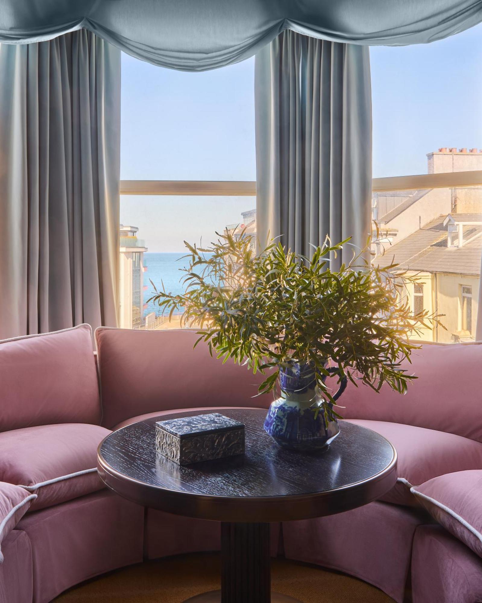 Portrush Adelphi Ξενοδοχείο Εξωτερικό φωτογραφία